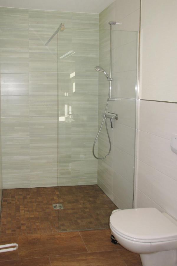 Apartment Altherscher Hof-3 By Interhome Zarrentin  Kültér fotó